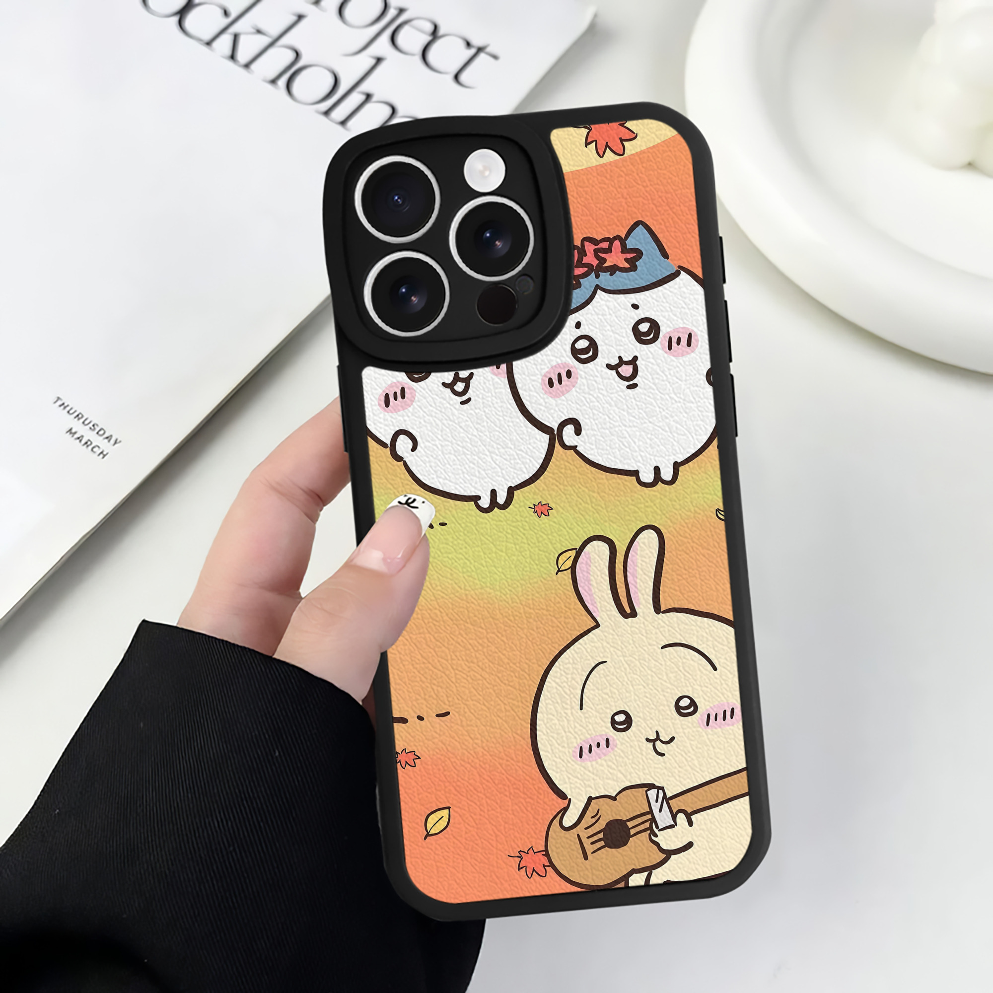 （画像用） ちいかわ Chii-kawa 【iPhone 16シリーズ対応】シリコンスマホケース（レザー調） 材質：シリコン
